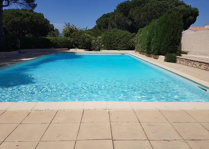 Appartement Duplex De Standing Au Calme Avec Piscine